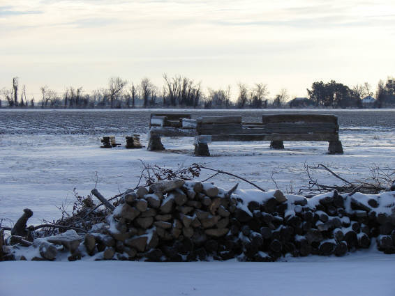 snow log house2